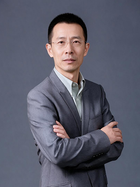 李亮